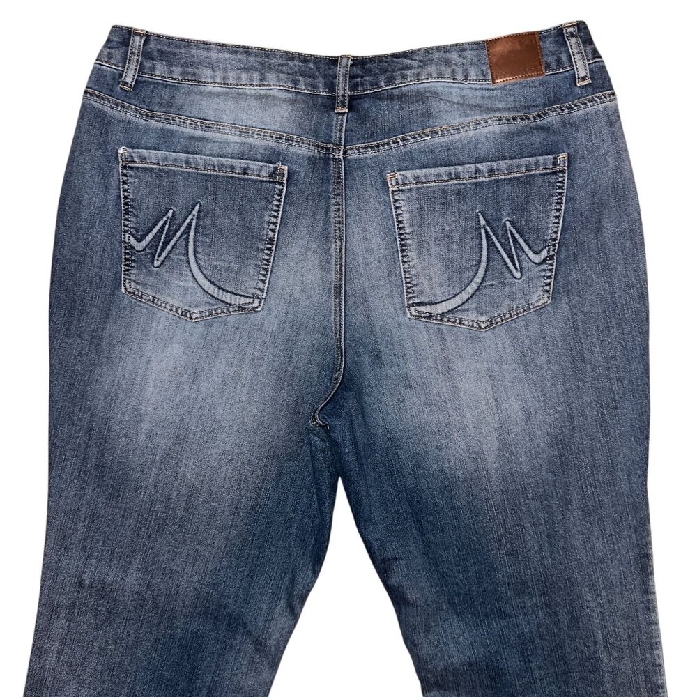 Maurices Plus Size Straight Leg Jeans Womens 20W 31 Medium Wash Pockets Logo - Picture 6 of 8